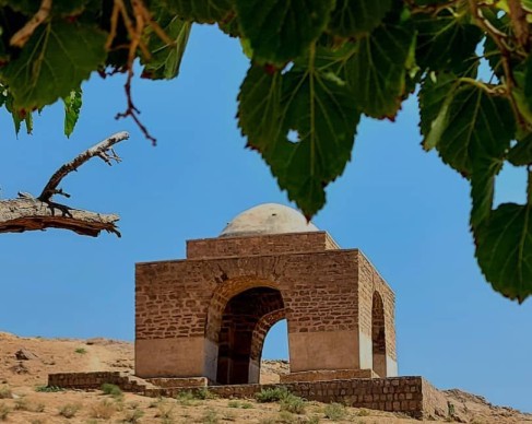تا کجا می‌برد  این نقش به دیوار مرا